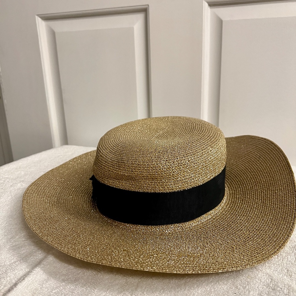 Gucci Gold Boater Sun Straw Hat with Black Band and Bee Emblem Size L (58cm) - Picture 3 of 6